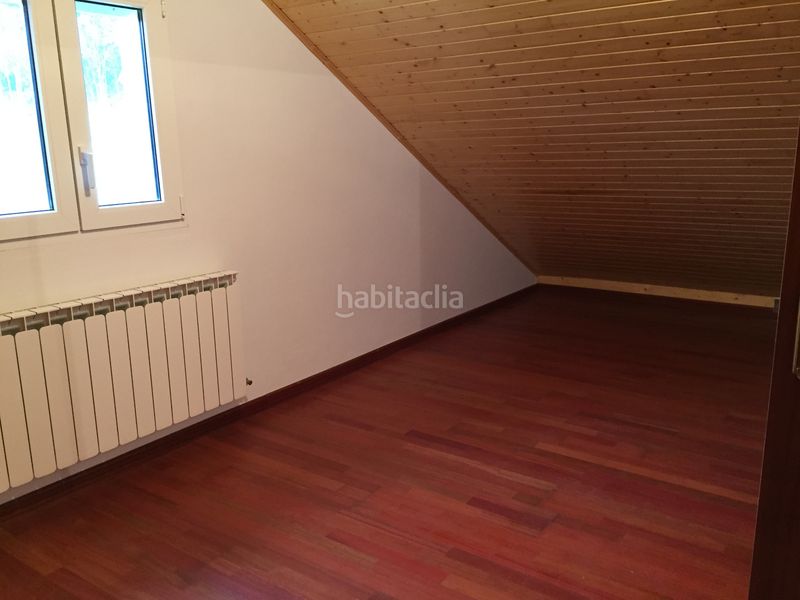 Foto 240caab1-971e-4ea7-b942-474a387b6056. Chalet with heating in Parroquias de Santiago Santiago de Compostela