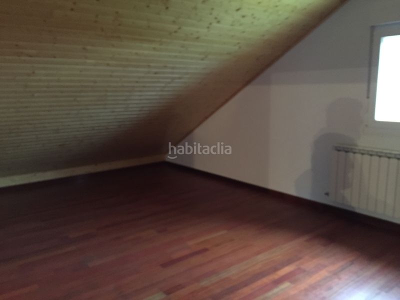 Foto 94bbd293-9be0-4482-acd6-27a5e76f286b. Chalet with heating in Parroquias de Santiago Santiago de Compostela