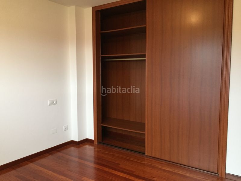 Foto 99c2fa61-5068-42f2-bc81-682e2f2c711c. Chalet with heating in Parroquias de Santiago Santiago de Compostela