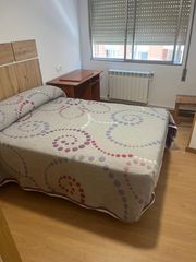Lloguer Pis  Rúa das orfas. ?gran oportunidad!! se alquilan habitaciones. en santiago de chi