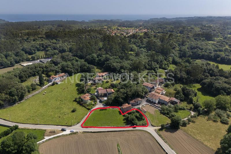 Foto 864663f0-059c-4dcb-9e51-757fd23d70f1. Terreno residenziale in Posada-Barro Llanes