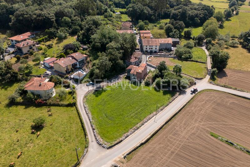 Foto 98ce40a8-654f-4fb6-9c0b-05432ba9d526. Terreno residenziale in Posada-Barro Llanes