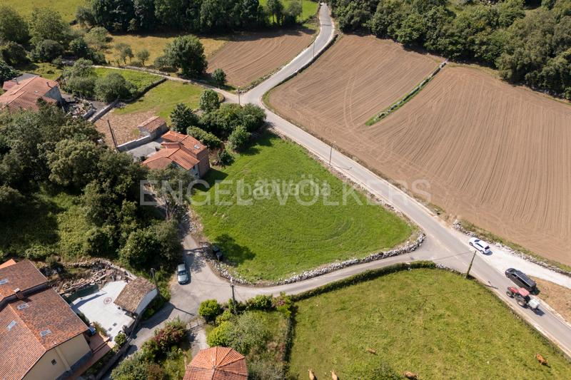 Foto bbd6c1d5-f6f3-409b-baf2-1b0e23a0e63d. Terreno residenziale in Posada-Barro Llanes