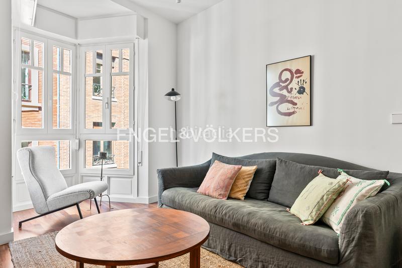 Foto 08497c7b-2519-4668-9281-b2b750d6fc60. Apartment with heating in Centro Gijón