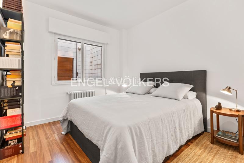 Foto 25f9cabf-18c5-4486-95bb-93a60c0620d3. Apartment with heating in Centro Gijón