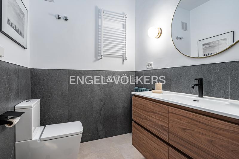 Foto 412d2605-95f2-4e0d-be7a-78dc6783f4bb. Apartment with heating in Centro Gijón