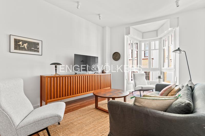 Foto 53f11b07-4132-42f1-aca9-336d976959a9. Apartment with heating in Centro Gijón