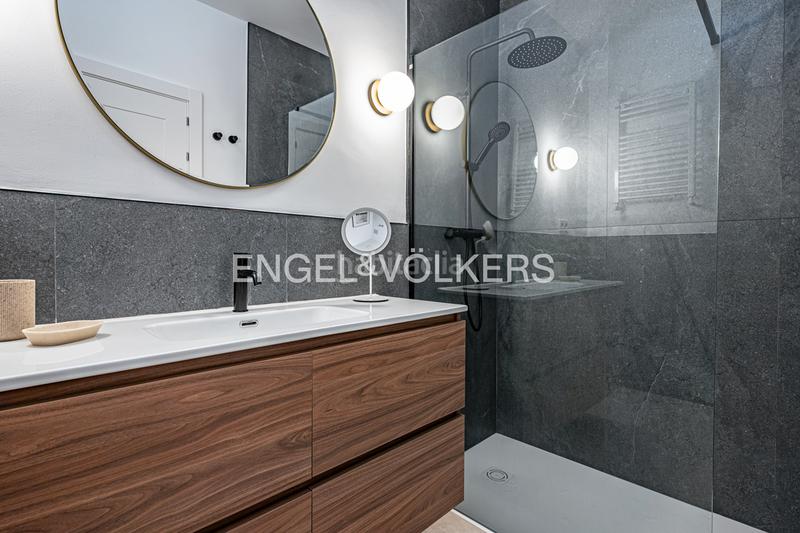 Foto d5f835b2-640d-4734-a3a1-03592bb768ef. Apartment with heating in Centro Gijón