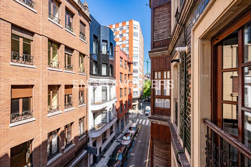 Foto f4544c33-5795-4e9f-b607-33c101a6805b. Apartment with heating in Centro Gijón