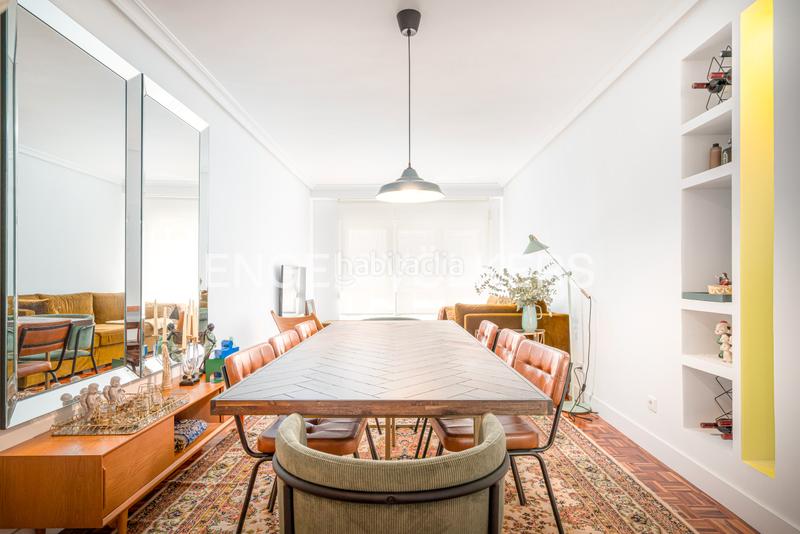 Foto 87b9e131-8842-4b20-a1a8-b23713bd14a4. Alquiler apartamento bonito piso de diseño a estrenar para alquilar en zona Centro en Gijón