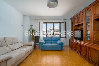 Apartment in La Arena. Luminoso piso en edificio continental con garaje opcional