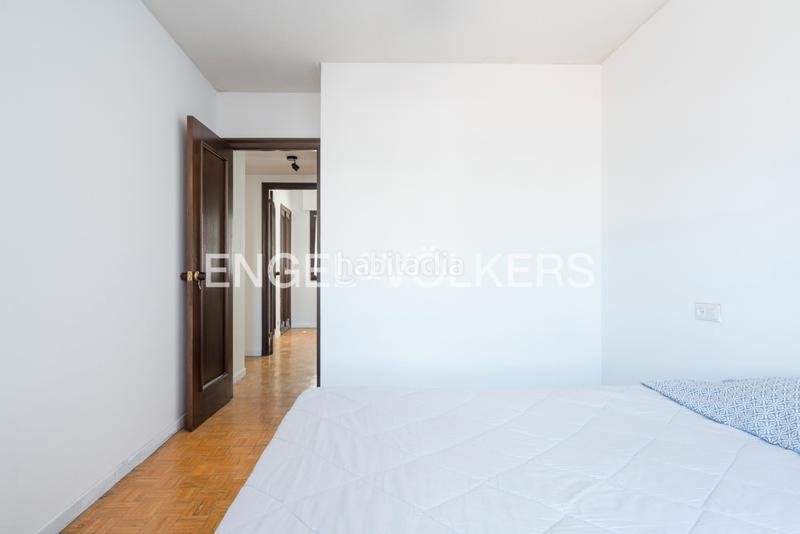 Foto 5621d7af-72f2-4354-8fe0-b0290a3c1078. Apartamento luminoso piso en edificio continental con garaje opcional en Gijón