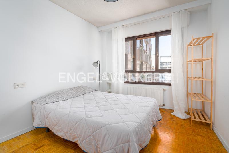 Foto 91826389-60f1-43b9-b752-70687cf1c1e5. Apartamento luminoso piso en edificio continental con garaje opcional en Gijón
