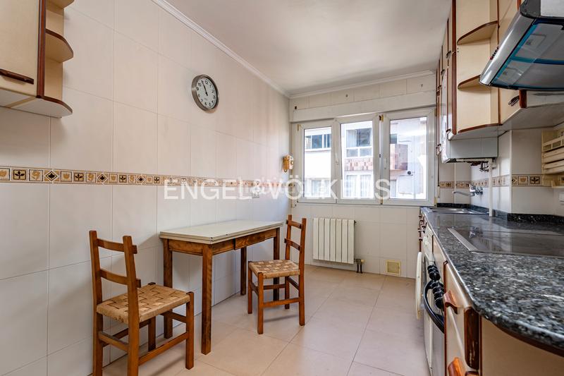 Foto 0e317d72-d621-4728-b08b-9f05dfad5945. Apartamento luminoso piso con altura junto a la playa de san lorenzo. en Gijón