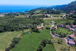 Terreny residencial a Caravia. Exclusiva parcela con vistas al mar en caravia