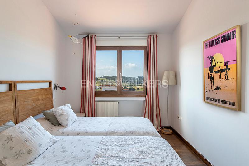 Foto af3d38e1-ad1b-42bf-98e3-51ead8c70c51. Casa exclusiva y encantadora casa con gran porcheypiscina en luanco en Gozón