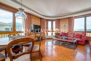 Apartament a Parque San Francisco - Uría. Espectacular vivienda en el centro de oviedo