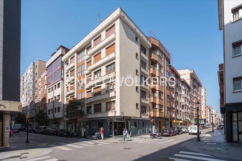 Foto 2081d8e5-e6e8-4903-aeda-c6eada5b7c8d. Duplex con riscaldamento in La Arena Gijón