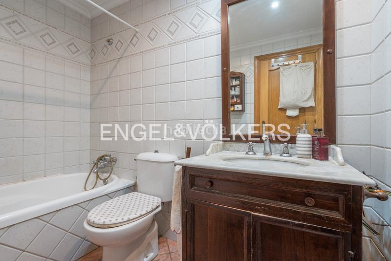 Foto f13fed3b-e20d-4ad0-8ca1-ea354f654e80. Duplex con riscaldamento in La Arena Gijón