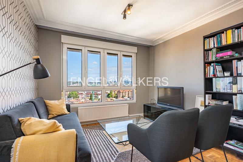 Foto 17058282-1b62-4309-8c8d-80bb9f751b6f. Ático exclusivo ático con gran terraza en el corazón del barrio del bibio. en Gijón