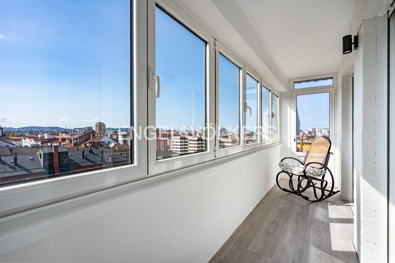 Foto c6dc1979-3513-404d-9aab-e9a559e781aa. Ático exclusivo ático con gran terraza en el corazón del barrio del bibio. en Gijón