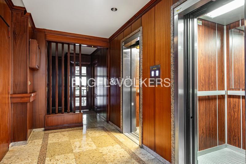 Foto f2525e83-0812-4007-9f51-a86044005260. Ático exclusivo ático con gran terraza en el corazón del barrio del bibio. en Gijón