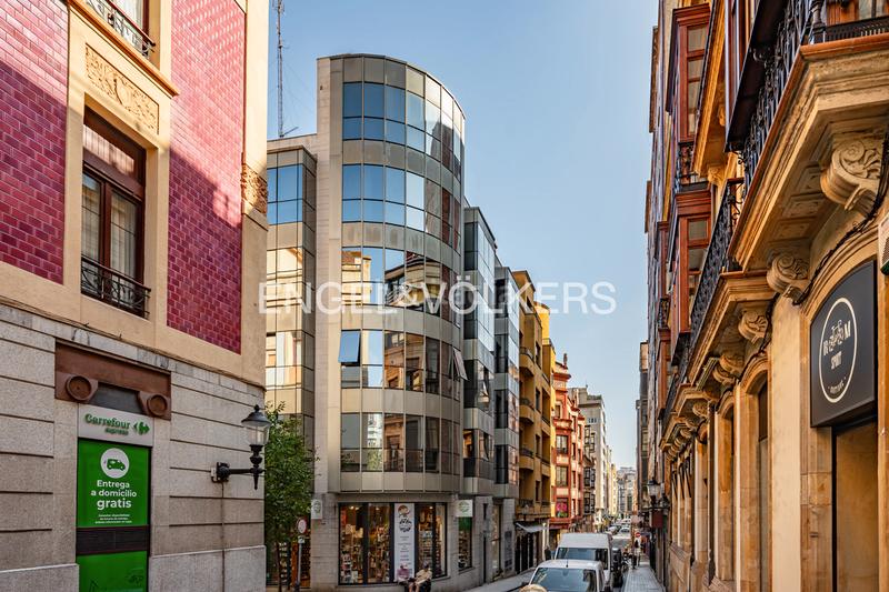 Foto 01a7e0b7-3af2-4c49-bd03-230eb0e73150. Appartement avec chauffage dans Centro Gijón