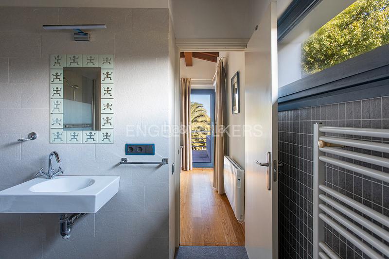 Foto 67a9aa4c-c971-4990-9679-5429b93bd64e. Casa con riscaldamento parcheggio piscina in Quintes - Arroes Villaviciosa