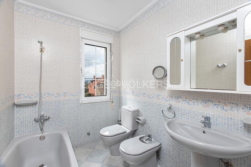 Foto ed3c3ff6-6528-4fd8-b34b-159276c7d4f4. Maison avec chauffage parking dans Piedras Blancas Castrillón