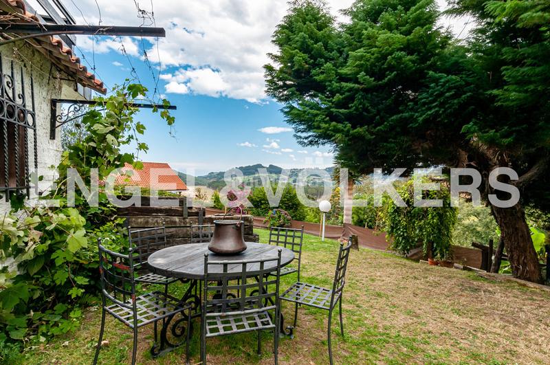 Foto 66d03cf1-15ef-4ae8-b25a-dd7ea4612a78. Haus mit heizung in Tazones - Argüero Villaviciosa