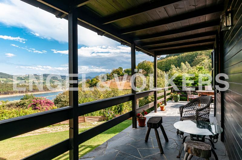 Foto e108254a-5074-4f98-a5c1-af3149042074. Haus mit heizung in Tazones - Argüero Villaviciosa