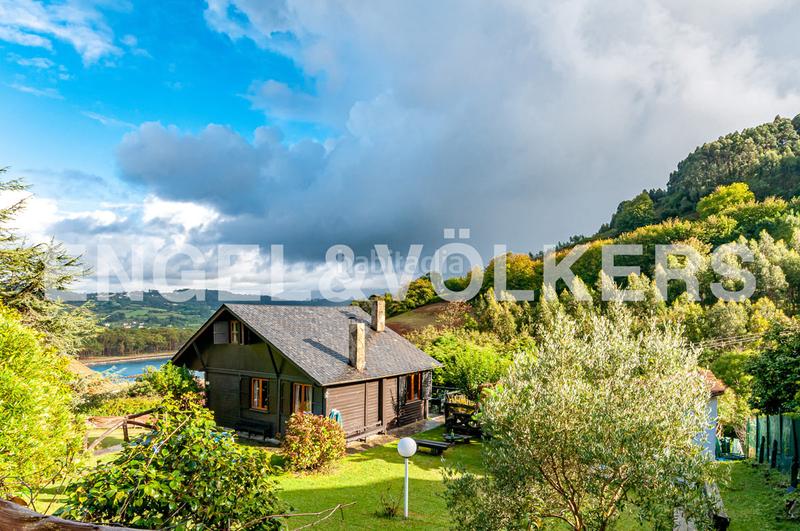 Foto f69d4376-6b32-4f26-85e8-5908025bf464. Haus mit heizung in Tazones - Argüero Villaviciosa