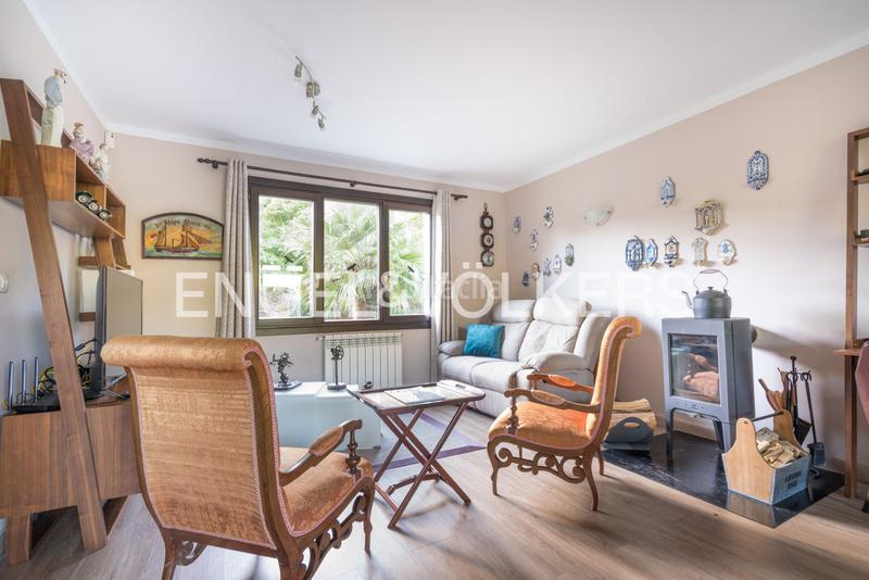 Foto 1c3e776f-9061-4b3f-98a8-f04c83a1ba4f. Casa con riscaldamento parcheggio in Vibaña-Ardisana-Caldueño Llanes