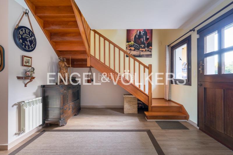 Foto 3b417f41-84c5-4a78-91bd-7b40d0431850. Casa con riscaldamento parcheggio in Vibaña-Ardisana-Caldueño Llanes