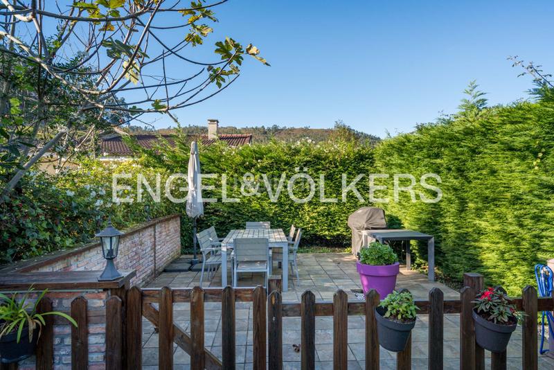 Foto 7998927b-637a-4ccc-96ce-4d3cf9d5d7e2. Casa con riscaldamento parcheggio in Vibaña-Ardisana-Caldueño Llanes