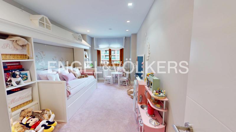 Foto 9bf46dcf-9e3b-4aa7-8985-4bf7f1d10674. Appartement avec chauffage parking piscine dans Viesques Gijón