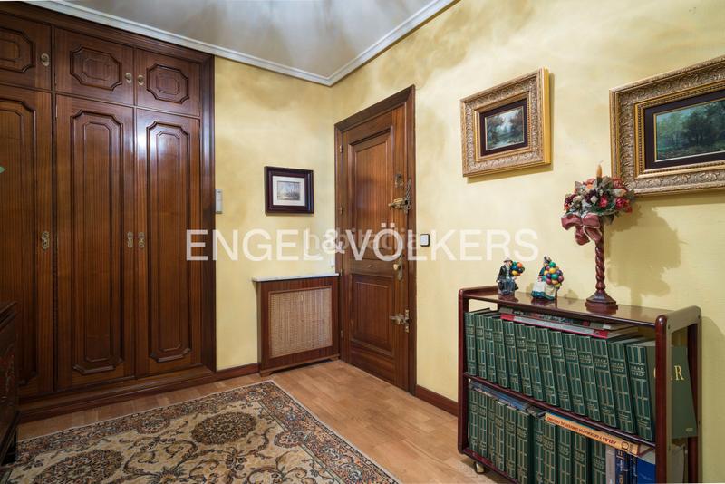 Foto 14303a15-b7b6-4853-9e7a-e04d1903cab9. Piccolo appartamento con riscaldamento parcheggio in Oviedo