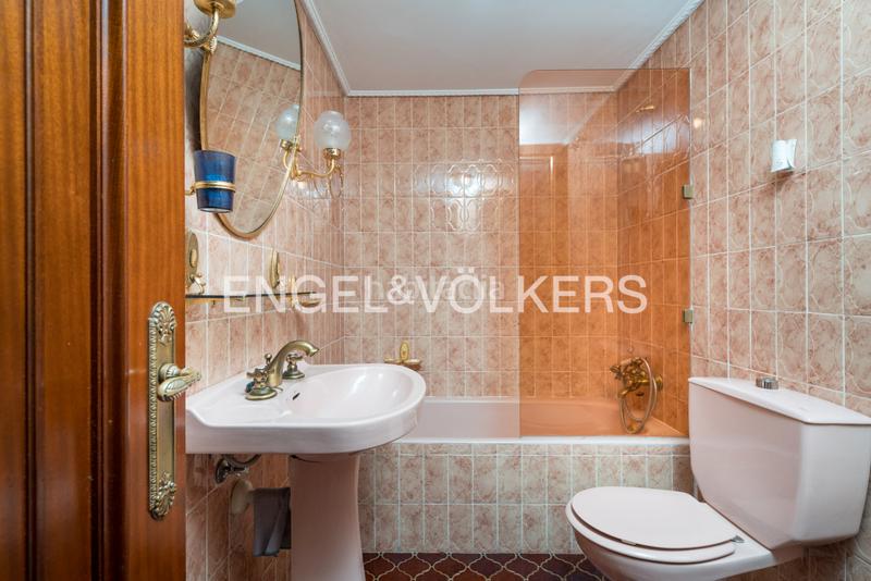 Foto 961fcbc4-f220-4108-a2fe-a1ea4d707497. Piccolo appartamento con riscaldamento parcheggio in Oviedo