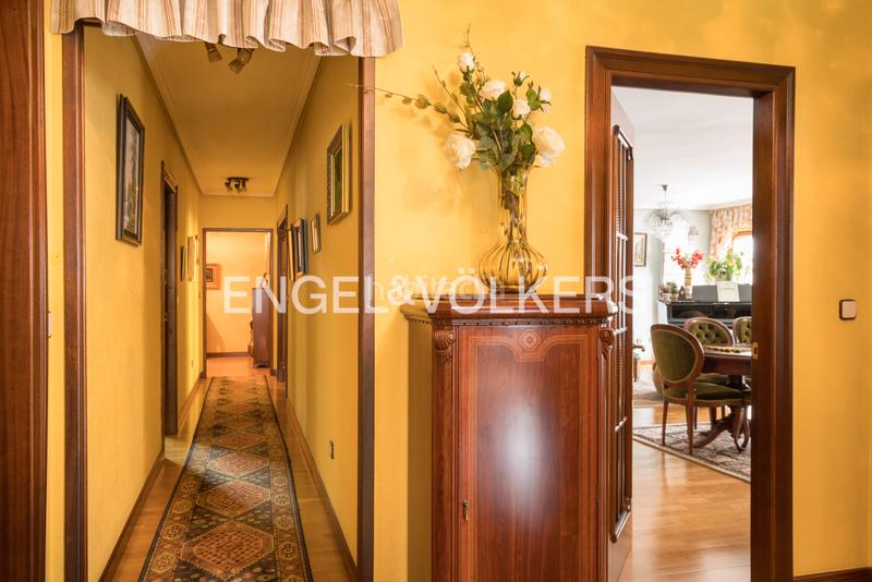 Foto db87e69e-897c-43ed-b1b5-77d04d96bf51. Piccolo appartamento con riscaldamento parcheggio in Oviedo