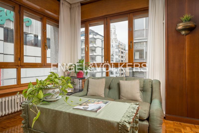 Foto ecde34c4-b6f0-467a-ba9b-60bf844c6356. Piccolo appartamento con riscaldamento parcheggio in Oviedo