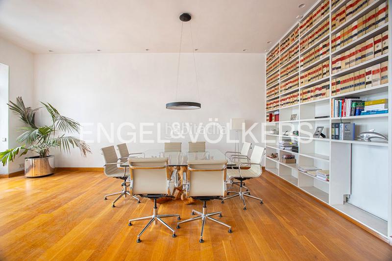 Foto 13eebae7-e817-46ab-9161-b74d9e421333. Apartament amb calefacció a Centro Gijón