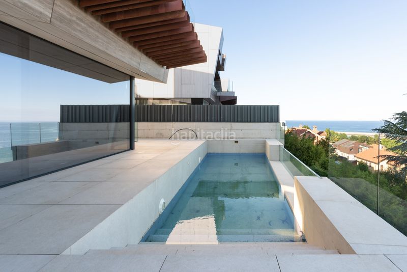 Foto b4cee58f-7580-43e1-b637-a753ff53cd1c. Casa amb calefacció piscina a Luanco-Aramar-Antromero Gozón