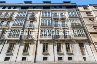 Appartement à Centro. Prestigiosa vivienda con calidad superior junto a la playa.
