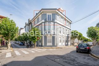 Appartement à Luanco-Aramar-Antromero. Obra nueva amueblada con garaje y trastero en el centro de luanc