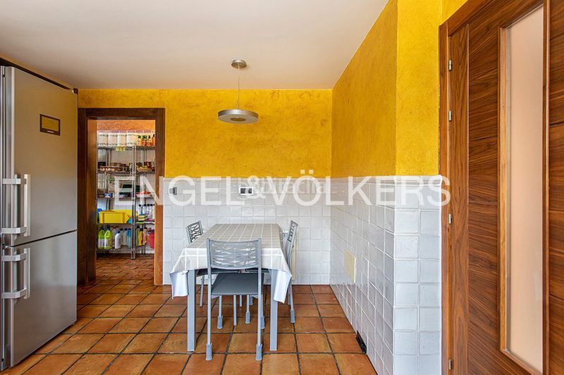 Foto 5981be9b-c7aa-4da0-bec6-e4cd2283a8ca. Casa amb calefacció aparcament a Colunga