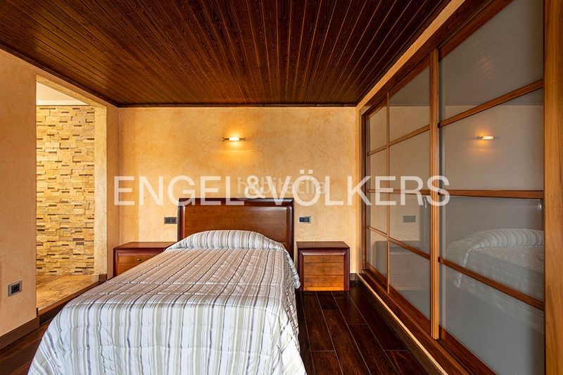 Foto b5f9460f-cec8-4038-af81-dbacea993d66. Casa amb calefacció aparcament a Colunga