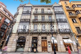 Pis a Centro. Ático exclusivo en un edificio emblemático del centro de gijón.