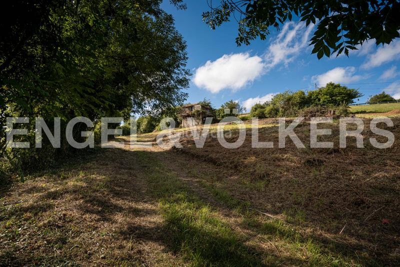 Foto 25fdc855-76d4-46fb-b4a3-8faa5a6467bd. Terreno residenziale in Bernueces Gijón