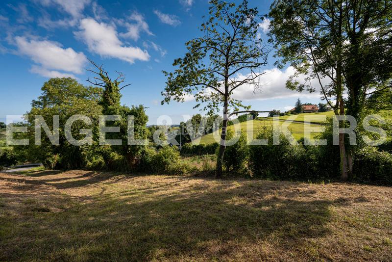 Foto 96baf1aa-7a50-42ea-882e-95485b5933f1. Terreno residenziale in Bernueces Gijón