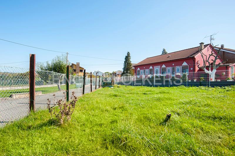 Foto 4c7f9f3c-f442-4d0e-af74-9f88368bef18. Terreny residencial a Viella-Granda-Meres Siero